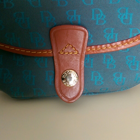 Dooney & Bourke Wristlet - Picture 2 of 3