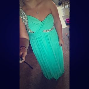 Sea Foam Prom Dress. One-shoulder. Zip up. Size 14