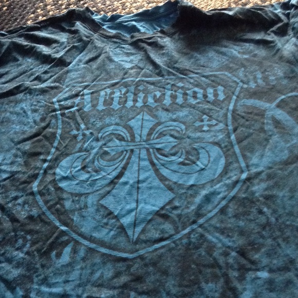Affliction tee.