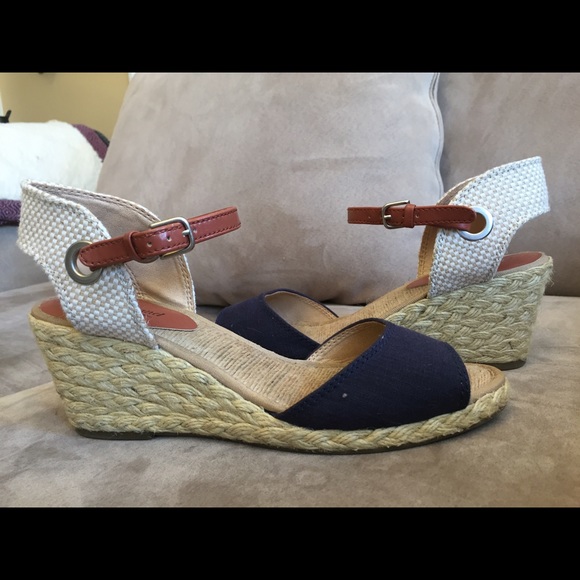 Lucky brand Navy fabric espadrilles