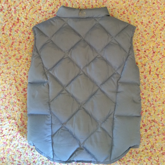 Down puffer vest. Size small. - Picture 2 of 4