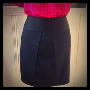 Express kick pleat skirt