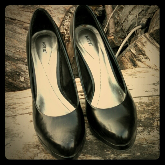 Apt 9 Heels