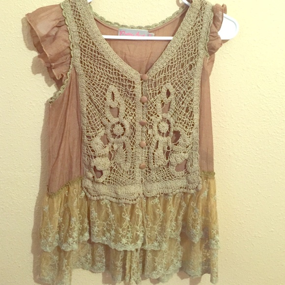Cute lace top