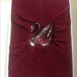 Classic Swarovski crystal swan