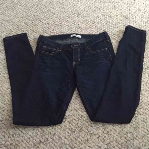 Brand new Hollister jeans!
