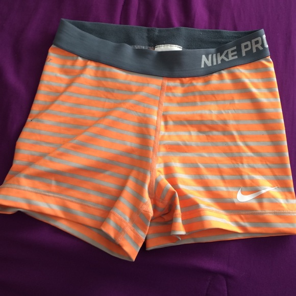Nike Pro orange/white & grey!