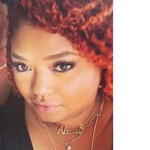 Meet your Posher, Alecia