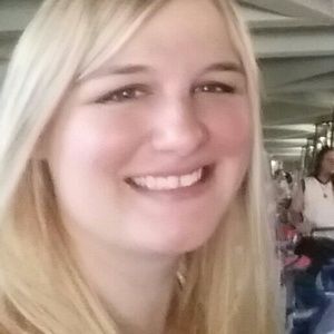 Meet your Posher, Naomi