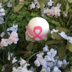 Brest cancer awareness bath bomb
