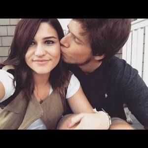 Meet your Posher, Marissa