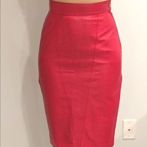 VINTAGE HIGH WAISTED RED LEATHER PENCIL SKIRT