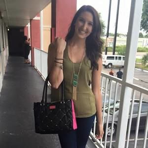 Meet your Posher, Brooke