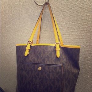 Michael Kors medium jet set