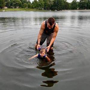 Meet your Posher, Christopher