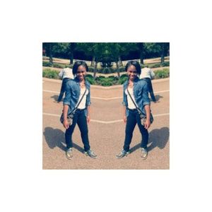 Meet your Posher, Destinie