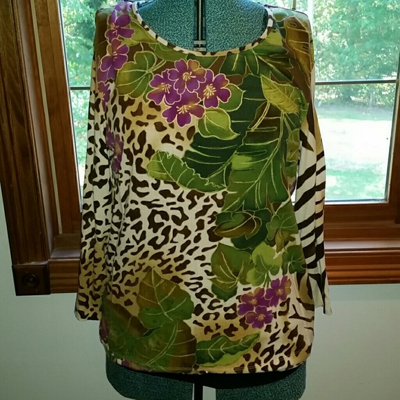 Chicos Animal Print Quarter Length Shirt