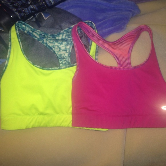 2 Reversible Sports Bras! - Picture 3 of 4
