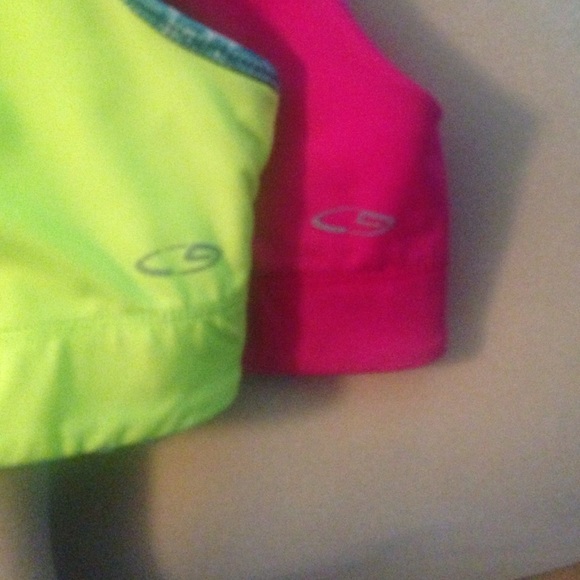 2 Reversible Sports Bras! - Picture 4 of 4