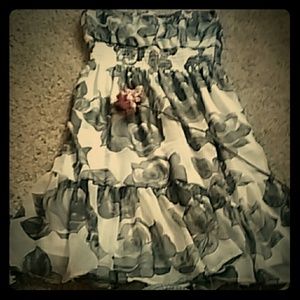 Black and white floral casual dress