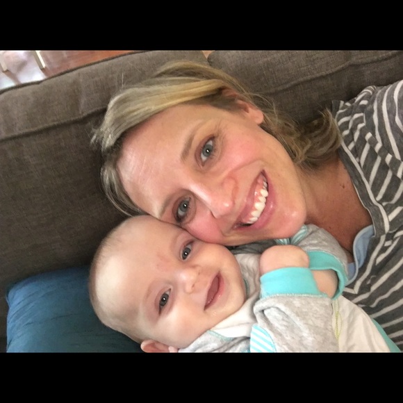 Meet your Posher, Sara - Picture 2 of 3