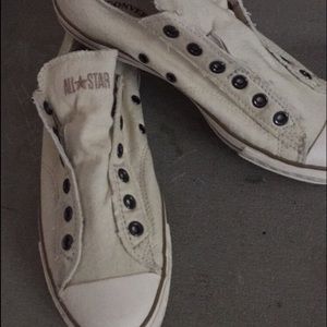 Laceless off-white converse