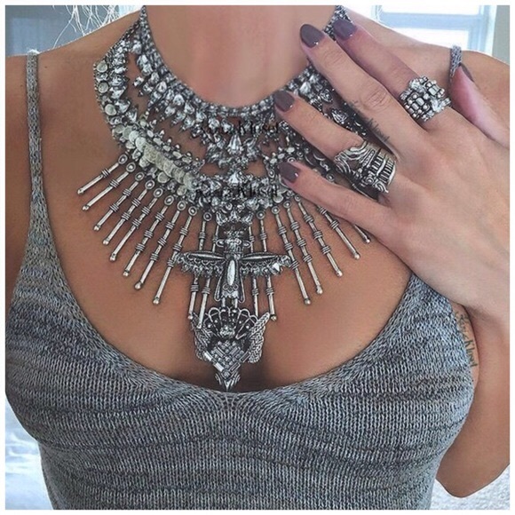 Jewelry | Layered silver statement necklace - Picture 2 of 4