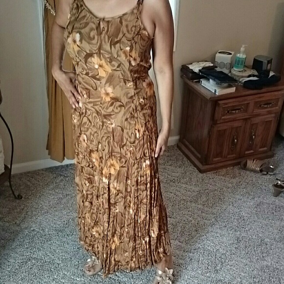 Brown flower dress