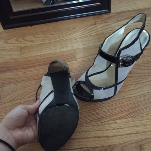 Michael Kors heels - Picture 2 of 4