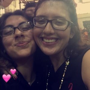 Meet your Posher, Julia