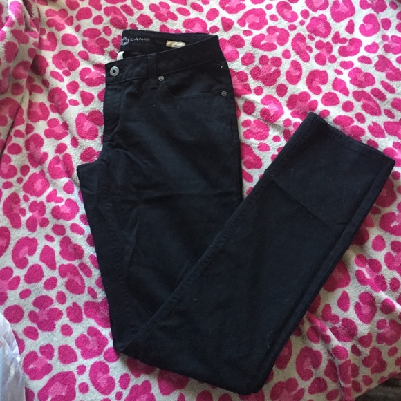 Black Arizona skinny jeans. Size 3