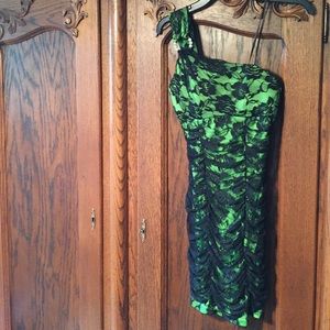 City Triangles Green Black Flower Lace Dress