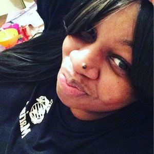 Meet your Posher, Janel