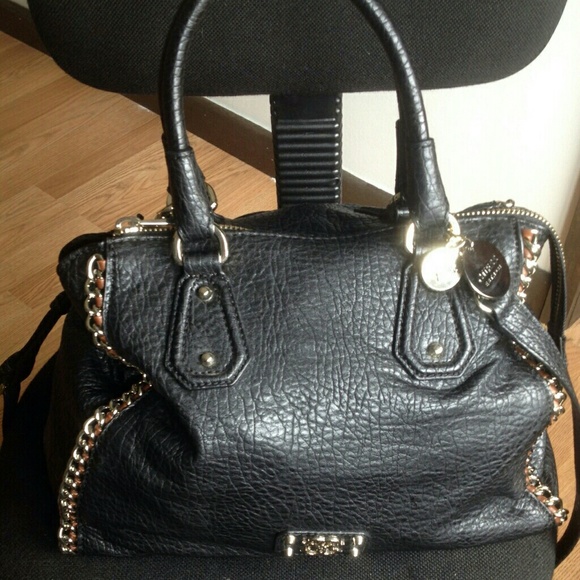 guess bag