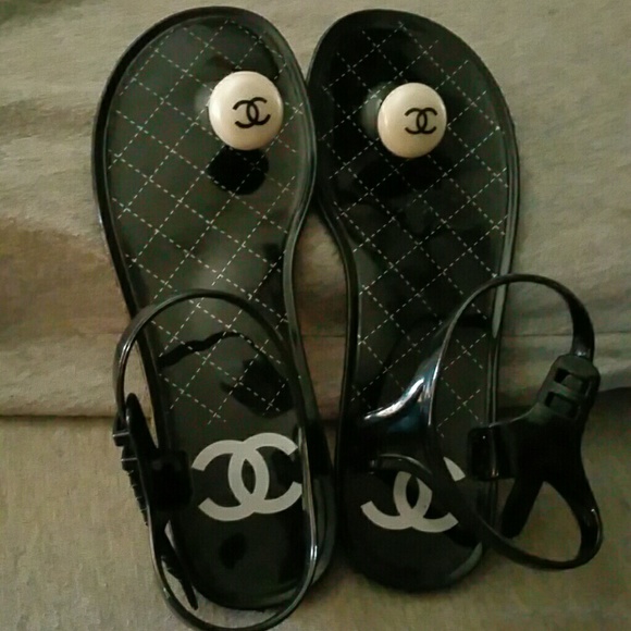 New inspired sandals! Jellys! Super cute & unique!