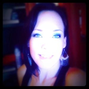 Meet your Posher, Tabitha