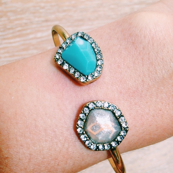 ⚡️LAST ONE⚡️Turquoise Pink Crystal Bangle Bracelet - Picture 4 of 4