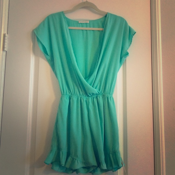 An adorable mint green romper!