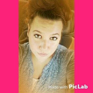 Meet your Posher, Leandra