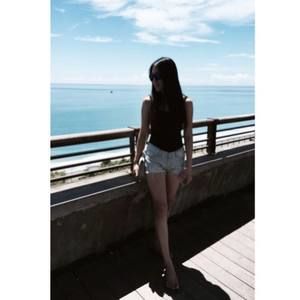 Meet your Posher, Sherry