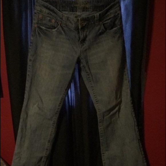 American Eagle boyfriend jeans