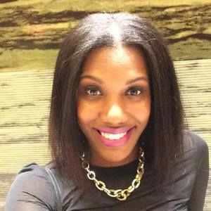 Meet your Posher, Kira