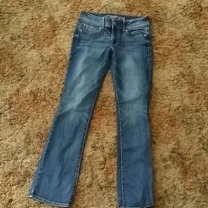 American Eagle Artist size 6