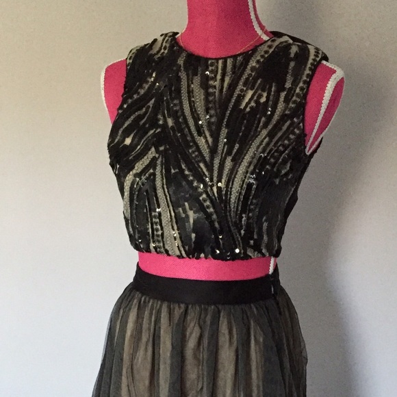 Bebe 2-piece gown - Picture 4 of 4