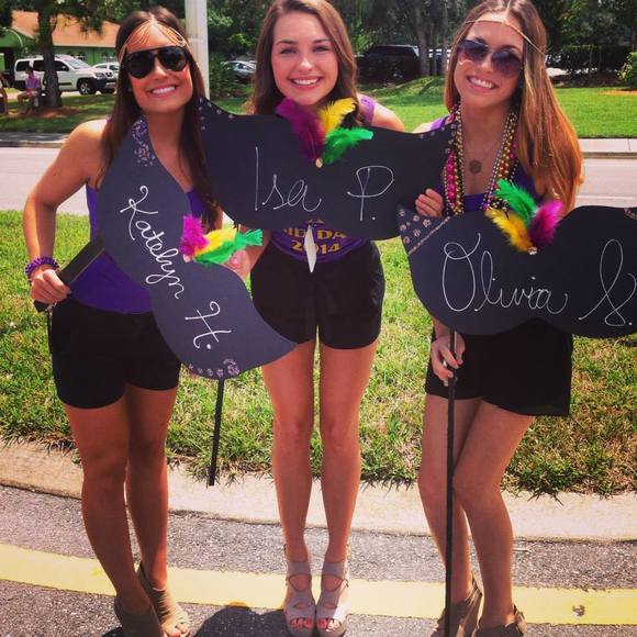 Meet your Posher, Elizabeth - Picture 1 of 1