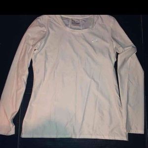 Underarmour long sleeve heatgear shirt XL nice