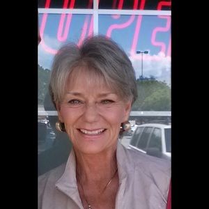 Meet your Posher, Marsha