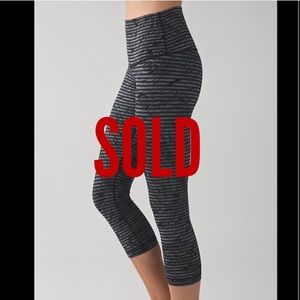 Lululemon Wunder Under Roll Down Capri 4