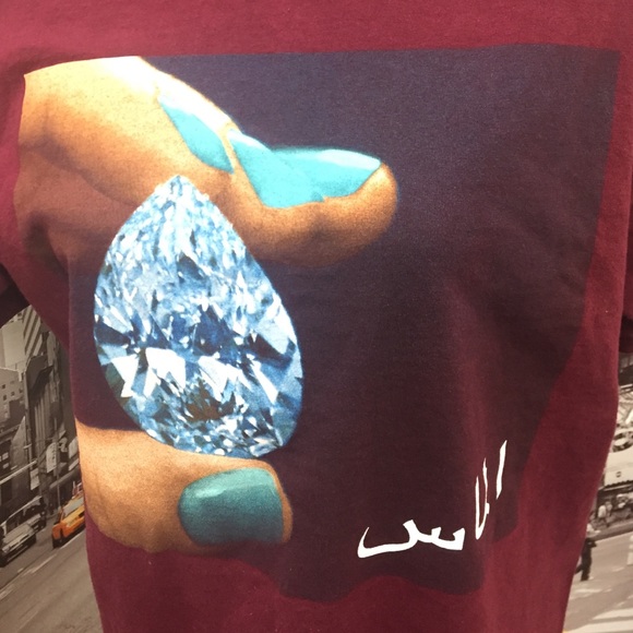 🚫SOLD🚫Men's Diamond t-shirt size M. - Picture 2 of 4