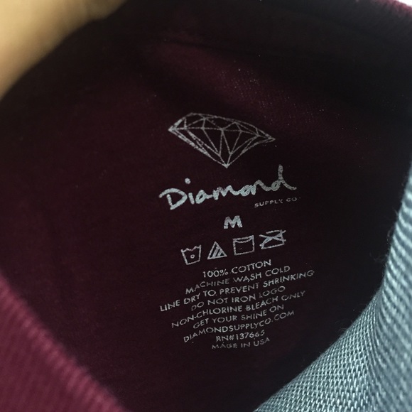 🚫SOLD🚫Men's Diamond t-shirt size M. - Picture 4 of 4
